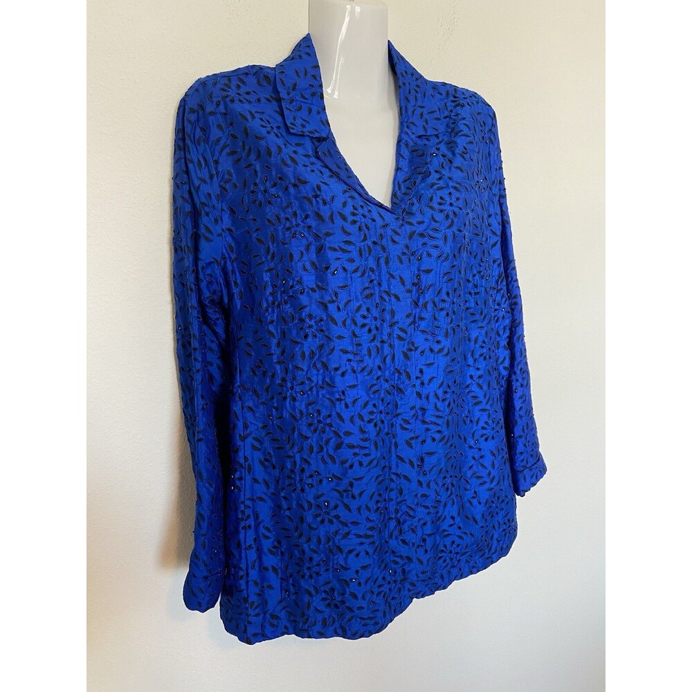 Chico's Design Silk Shirt Jacket Medium Blue Womens Button Up Lined Embroidered